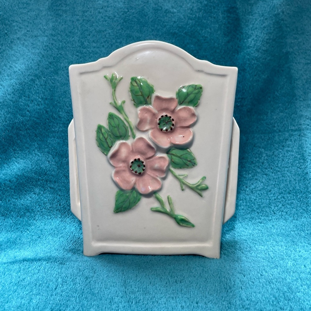 Vintage HULL Art Pottery Rosella Vase Pink Dogwood Flowers